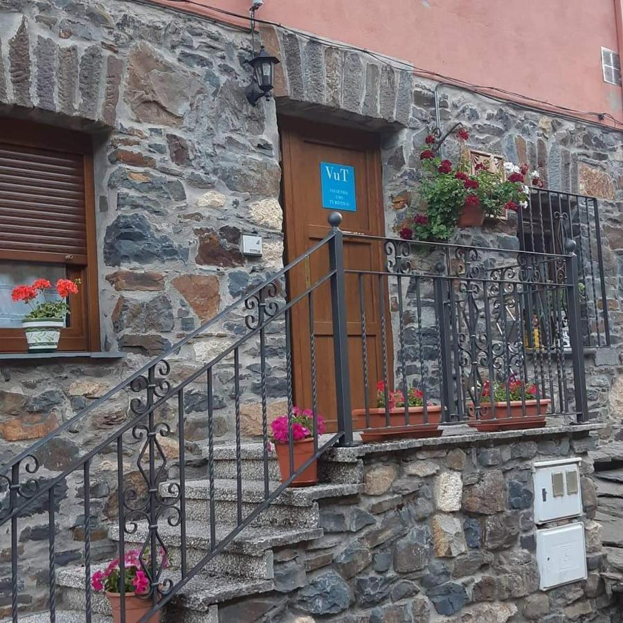 Vila Casa Antonio Y Benina Sosas de Laciana Exteriér fotografie