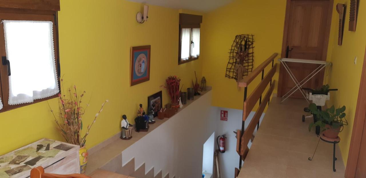 Vila Casa Antonio Y Benina Sosas de Laciana Exteriér fotografie